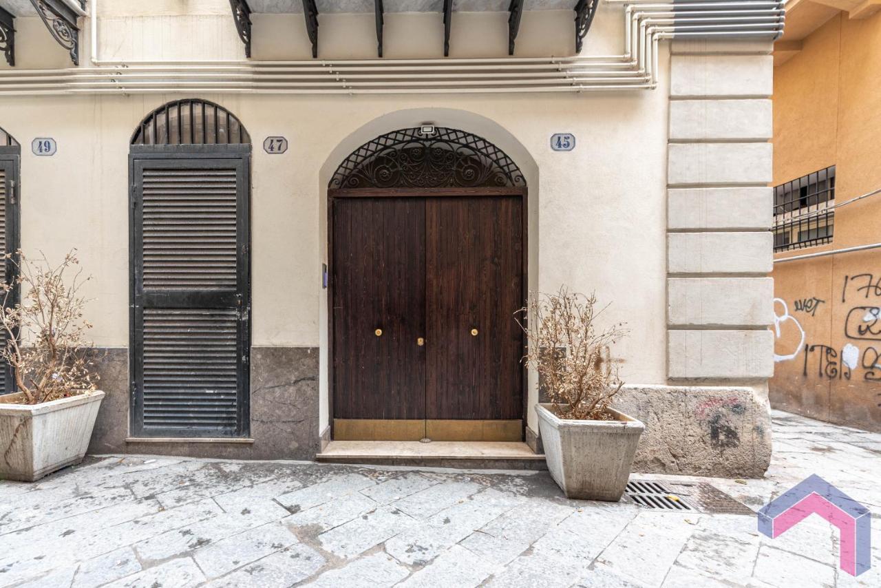 Appartamento In Pieno Centro I Mori E Le Dame باليرمو المظهر الخارجي الصورة