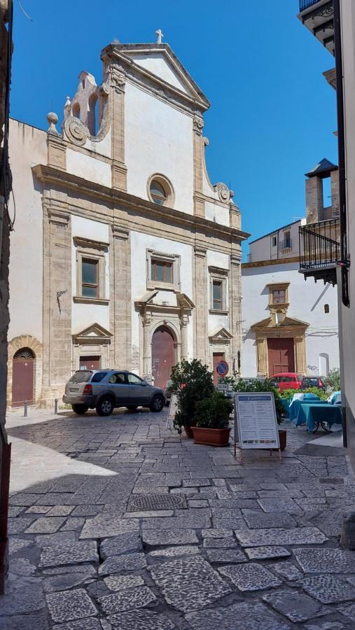 Appartamento In Pieno Centro I Mori E Le Dame باليرمو المظهر الخارجي الصورة