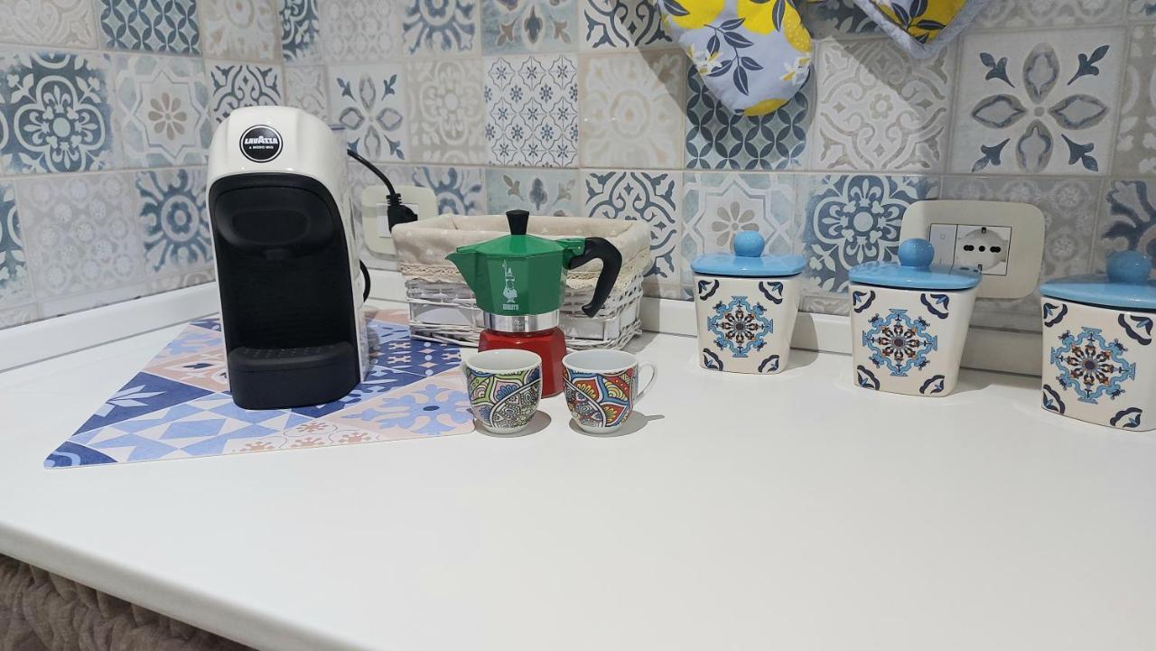 Appartamento In Pieno Centro I Mori E Le Dame باليرمو المظهر الخارجي الصورة